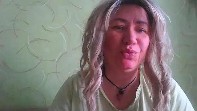 ClaireShannon online show from 04.15.26