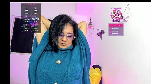 Snapshot of sweetCatallina chatting on 06.27.26 sweetCatallina online show from 06.27.26
