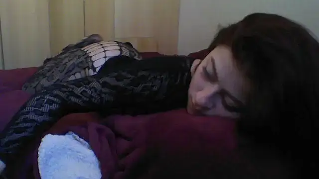 Snapshot of GabriellaManhas chatting on 04.19.26 GabriellaManhas online show from 04.19.26