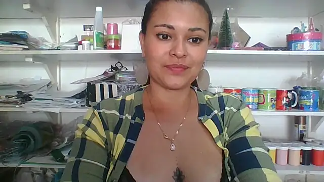 hafsa ali online show from 12.21.25