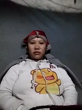 Snapshot of LeoPet2x chatting on 01.06.26 LeoPet2x online show from 01.06.26