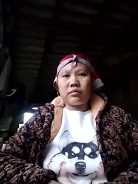 Snapshot of LeoPet2x chatting on 01.08.26 LeoPet2x online show from 01.08.26