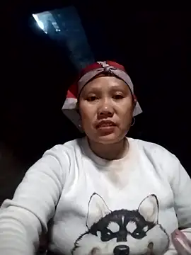 Snapshot of LeoPet2x chatting on 01.11.26 LeoPet2x online show from 01.11.26