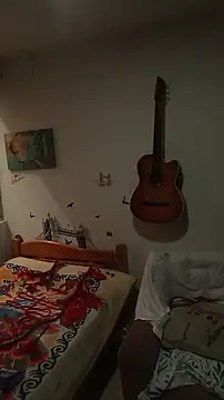 Emma Everett online show from 12.20.25