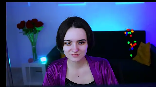 KateWillows online show from 02.24.26