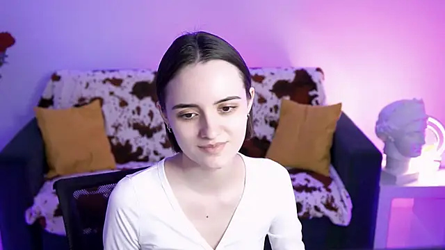 KateWillows online show from 03.22.26