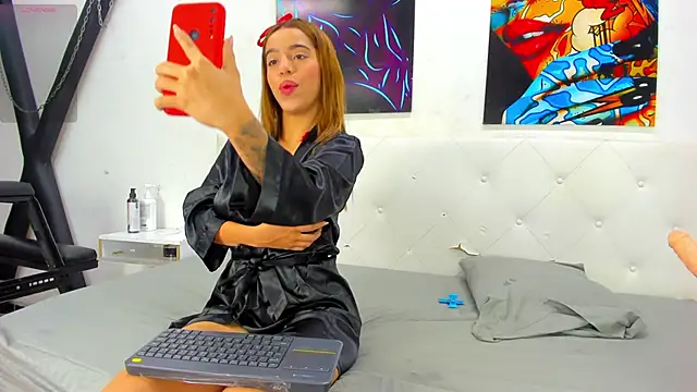 Snapshot of lucy_78_sweet chatting on 12.02.25 lucy 78 sweet online show from 12.02.25