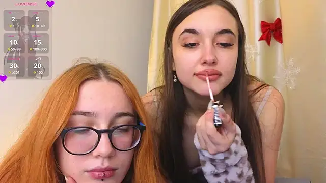 Snapshot of sunny_luna chatting on 01.18.26 sunny luna online show from 01.18.26