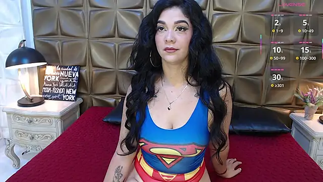 MarianaMontezz online show from 12.17.25