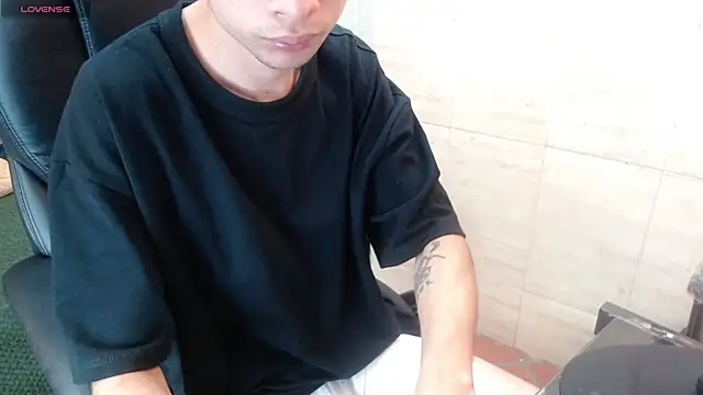 Snapshot of LucassSmith11 chatting on 01.15.26 LucassSmith11 online show from 01.15.26