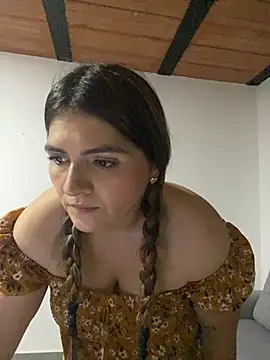 RosaliaVicky online show from 01.12.26