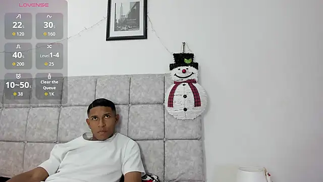 sofiia smith  online show from 12.13.25