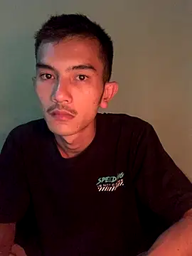 Snapshot of BoyPablo22 chatting on 11.29.25 BoyPablo22 online show from 11.29.25