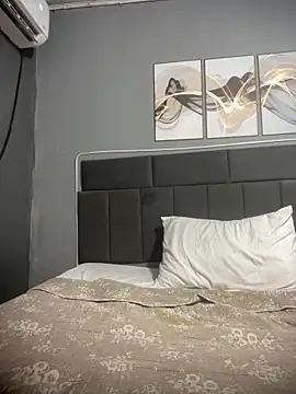 larysinha online show from 02.10.26