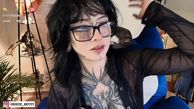 Snapshot of AryRousse chatting on 04.10.26 AryRousse online show from 04.10.26