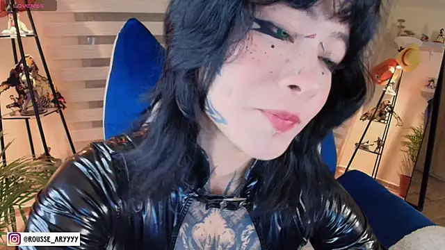 Snapshot of AryRousse chatting on 04.17.26 AryRousse online show from 04.17.26