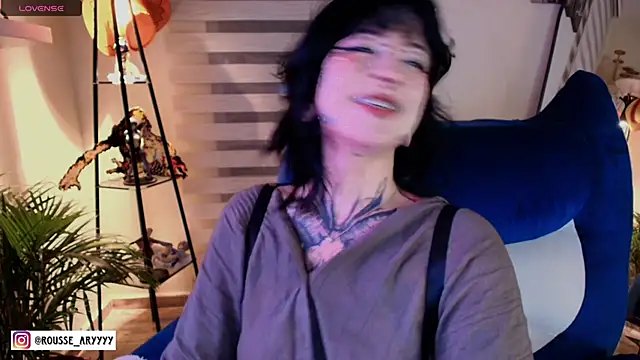 Snapshot of AryRousse chatting on 05.06.26 AryRousse online show from 05.06.26