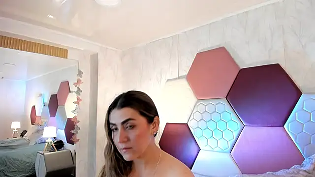 Snapshot of AriaRous chatting on 01.31.26 AriaRous online show from 01.31.26