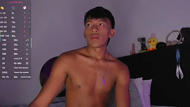 santinaughty online show from 04.10.26