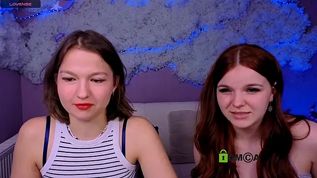 Snapshot of mikameovv chatting on 06.19.26 mikameovv online show from 06.19.26