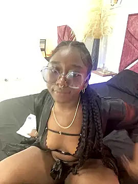 Snapshot of ZahhyGrey chatting on 01.10.26 ZahhyGrey online show from 01.10.26