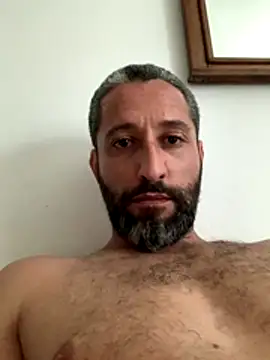 Calientesensible online show from 12.13.25