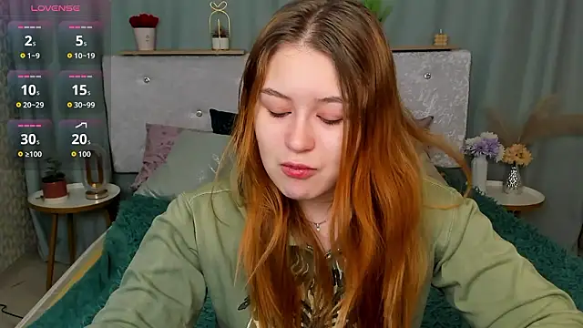 Snapshot of MilanaXHoney chatting on 02.06.26 MilanaXHoney online show from 02.06.26