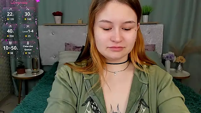 Snapshot of MilanaXHoney chatting on 02.22.26 MilanaXHoney online show from 02.22.26