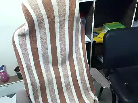 TwinklyBasket897 online show from 12.03.25