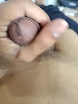 Snapshot of TwinklyBasket897 chatting on 02.19.26 TwinklyBasket897 online show from 02.19.26