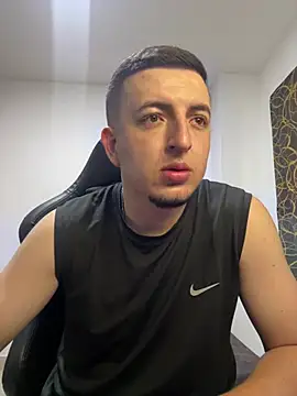 Snapshot of Liam_jones10 chatting on 01.11.26 Liam jones10 online show from 01.11.26