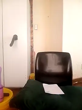 naughty horny bitch online show from 04.10.26