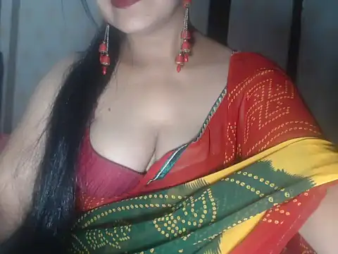 Snapshot of Hotronita123 chatting on 04.26.26 Hotronita123 online show from 04.26.26