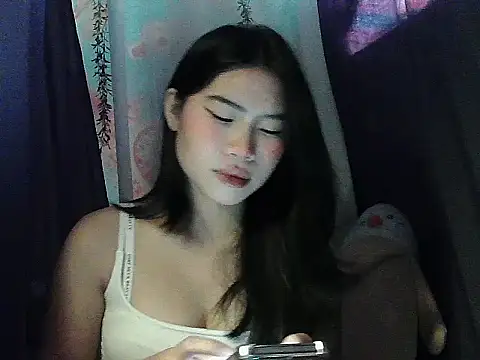 Snapshot of Allysonxx05 chatting on 02.13.26 Allysonxx05 online show from 02.13.26