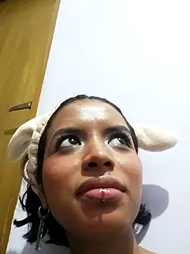 Snapshot of GrishaMochka chatting on 12.20.25 GrishaMochka online show from 12.20.25