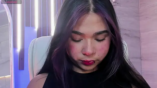 Mylarossi online show from 02.04.26