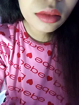 Snapshot of Nila-islam chatting on 11.29.25 Nila-islam online show from 11.29.25