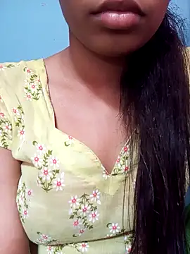 Snapshot of Nila-islam chatting on 12.04.25 Nila-islam online show from 12.04.25