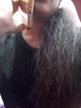 Snapshot of Nila-islam chatting on 12.04.25 Nila-islam online show from 12.04.25