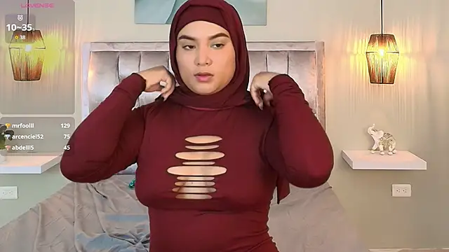 Snapshot of Habi_arabic chatting on 11.30.25 Habi arabic online show from 11.30.25