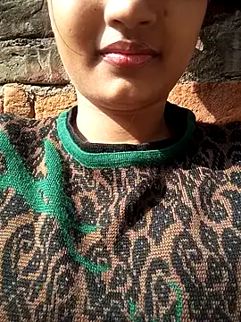 Snapshot of Sizzling_Quinn chatting on 12.04.25 Sizzling Quinn online show from 12.04.25