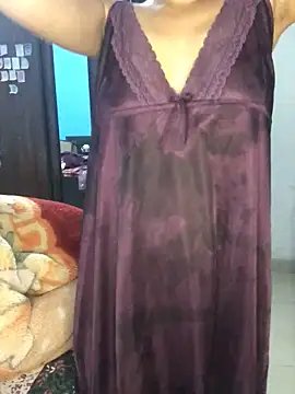 Snapshot of Sizzling_Quinn chatting on 03.01.26 Sizzling Quinn online show from 03.01.26