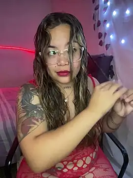 Lindalatina2001 online show from 01.17.26