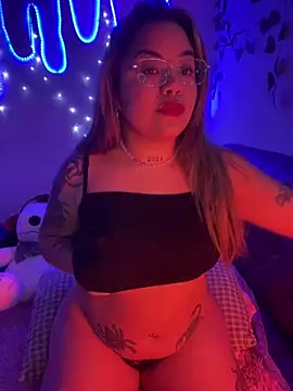 Snapshot of Lindalatina2001 chatting on 05.30.26 Lindalatina2001 online show from 05.30.26
