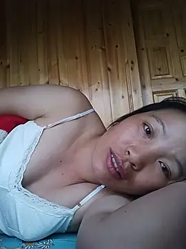 Snapshot of Evelyn-n chatting on 07.28.26 Evelyn-n online show from 07.28.26