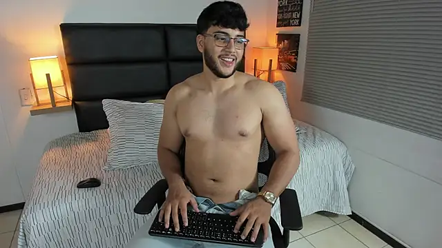 mike foxxx  online show from 01.05.26