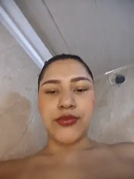 Julia-Blair online show from 04.06.26