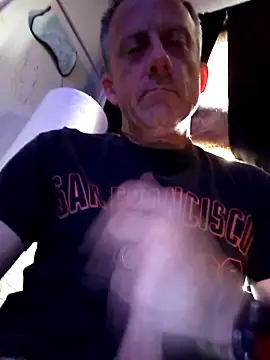 Snapshot of MrGuuDdick77 chatting on 05.18.26 MrGuuDdick77 online show from 05.18.26