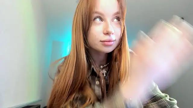 Snapshot of PollyPeach_ chatting on 02.26.26 PollyPeach online show from 02.26.26