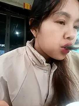 Pretty-haert online show from 12.16.25